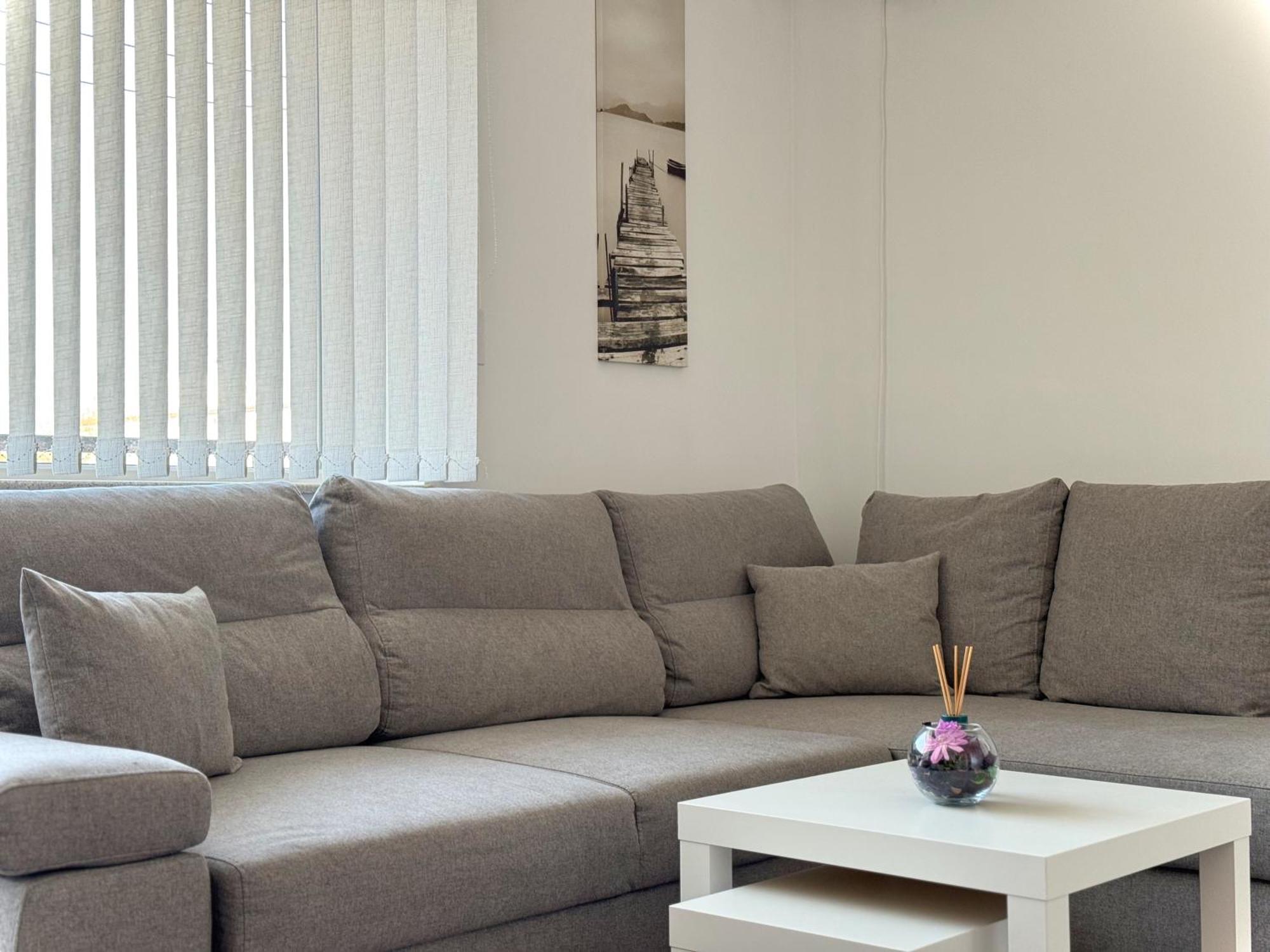Restful Apartment For 4 Guests In Burgas Esterno foto