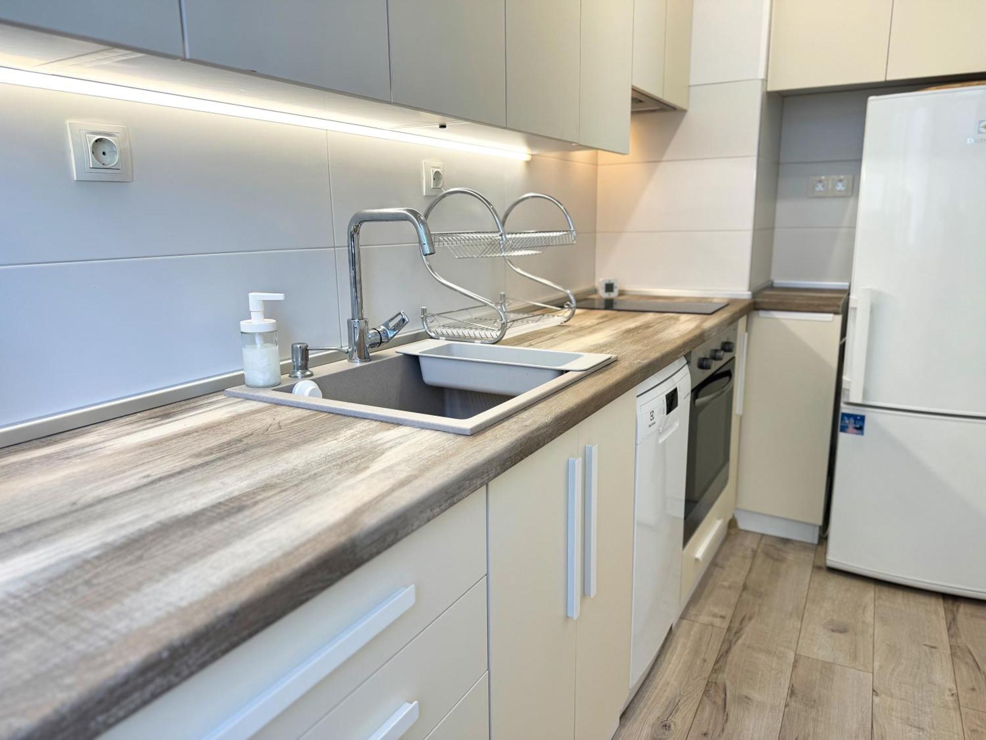 Restful Apartment For 4 Guests In Burgas Esterno foto